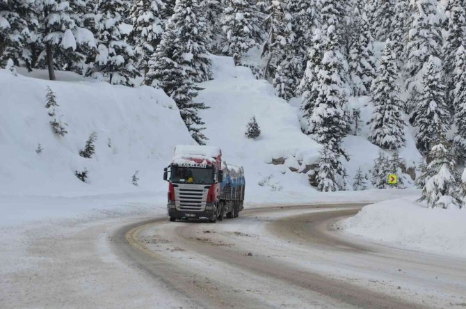 Antalya-konya Karayolunda Trafik Normale Döndü