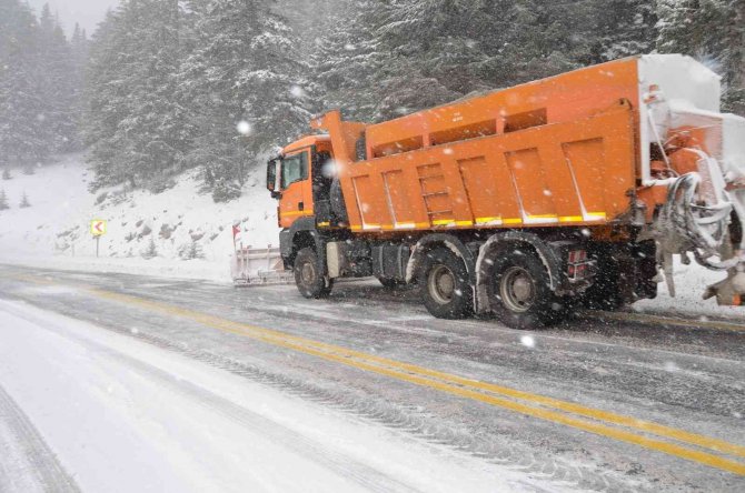 Antalya-konya Karayolunda Trafik Normale Döndü