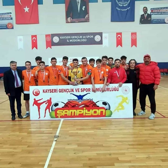 Arif Molu Mtal Şampiyon Oldu