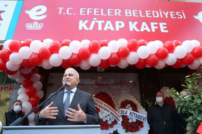 Efeler’de Üçüncü Kitap Kafe Açıldı