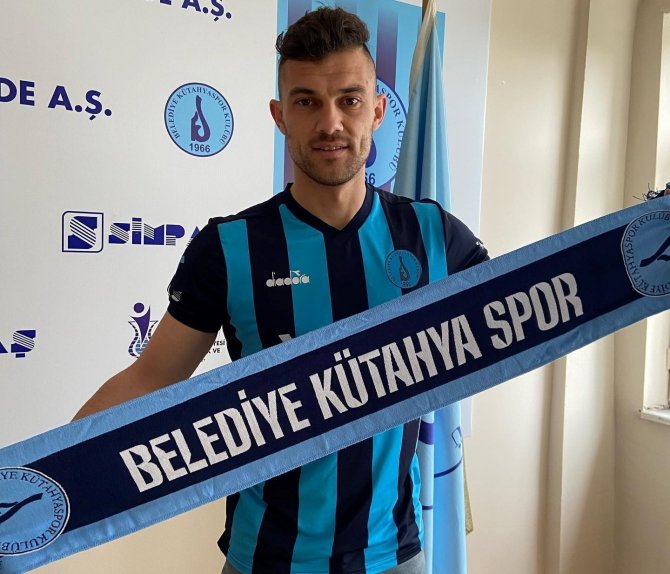 Belediye Kütahyaspor Hücum Hattını İ̇smail Düzgün İle Güçlendirdi