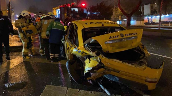 Beşiktaşta Feci Kaza: 1 Ağır Yaralı
