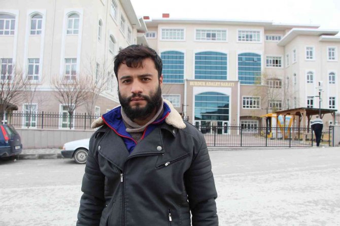 Acılı Baba Ölü Bulunan 3 Yaşındaki Kızının Cenazesini Ve Oğlunu İstiyor