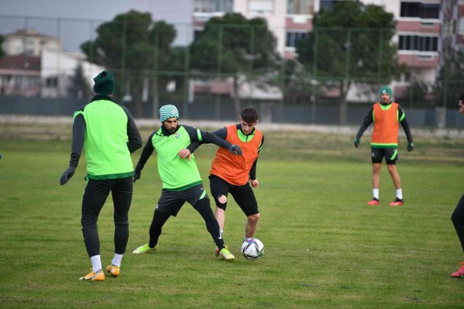 Bursaspor’da Büyükşehir Belediye Erzurumspor Maçı Hazırlıkları Devam Ediyor