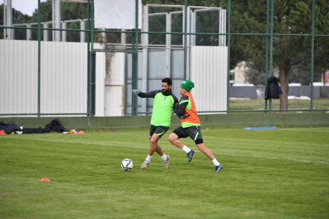 Bursaspor’da Büyükşehir Belediye Erzurumspor Maçı Hazırlıkları Devam Ediyor