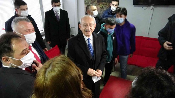 Chp Genel Başkanı Kemal Kılıçdaroğlu Gençlerle Buluştu