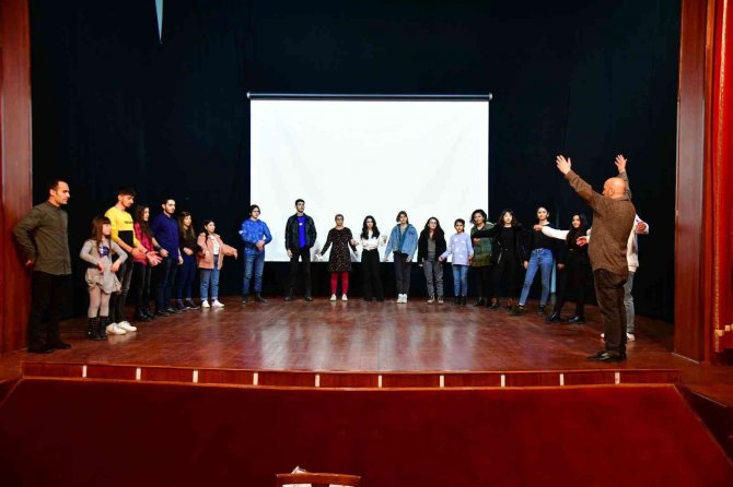 Musiki Muallim Mektebi’nde Tiyatro Kursları Başladı