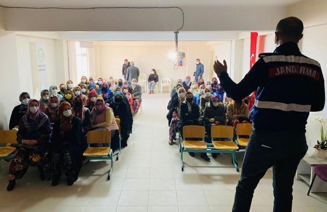 Bursa’da 104 Anneye Uyuşturucuyla Mücadele Hakkında Bilgi Verildi