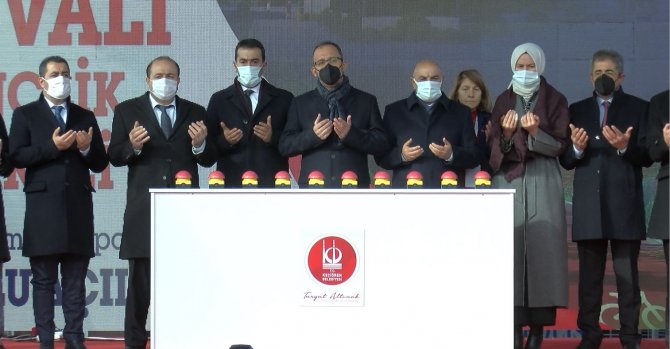 Bakan Kasapoğlu: "Cudi’de Raket Sesleri Yine Bir Uluslararası Tenis Turnuvasıyla Çınlayacak"