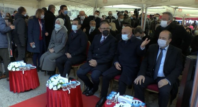 Bakan Kasapoğlu: "Cudi’de Raket Sesleri Yine Bir Uluslararası Tenis Turnuvasıyla Çınlayacak"
