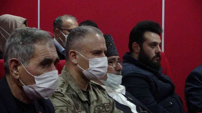 Vali Taşbilek ‘Kesişme; İ̇yi Ki Varsın Eren’ Filmini Şehit Aileleri Ve Gazilerle Birlikte İzledi