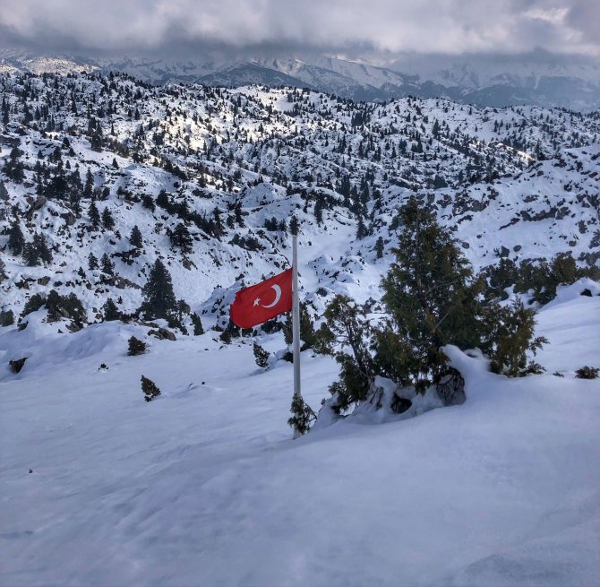 Yazıcıoğlu Anısına Muhsin Dağı’na Zirve Tırmanışı