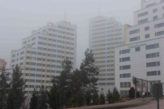 Kilis’te Yoğun Sis Etkili Oldu