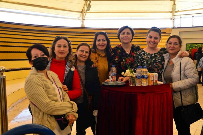 İ̇brahim Sözen Gençlik Merkezi’nde 400 Öğrenci Eğitim Alıyor