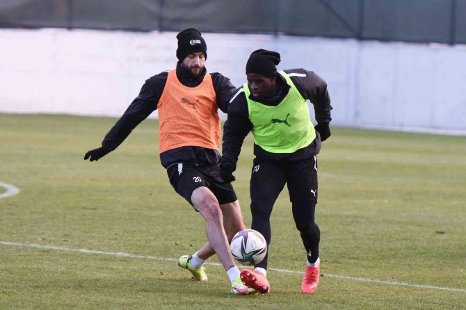 Manisa Fk, Denizlispor Hazırlıklarını Sürdürdü