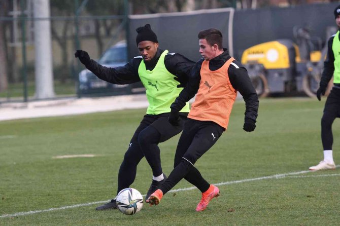 Manisa Fk, Denizlispor Hazırlıklarını Sürdürdü