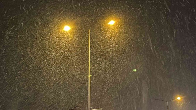 Düzce’ye Yılın İlk Karı Düştü