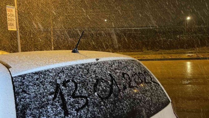 Düzce’ye Yılın İlk Karı Düştü