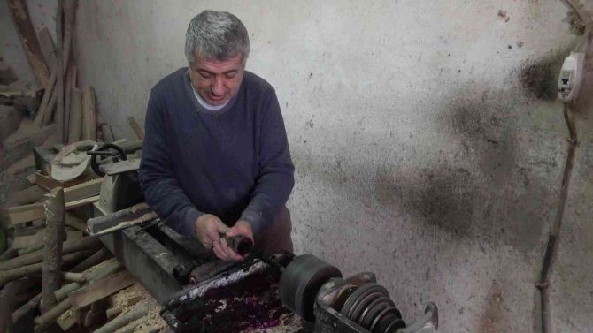 Bu Havuç Tornada Oyulup Dolma Yapılıyor