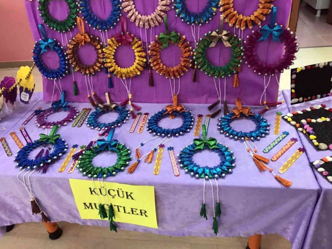 "Tasarlayıp Üretiyorum, Kendi Kitaplığımı Kuruyorum"