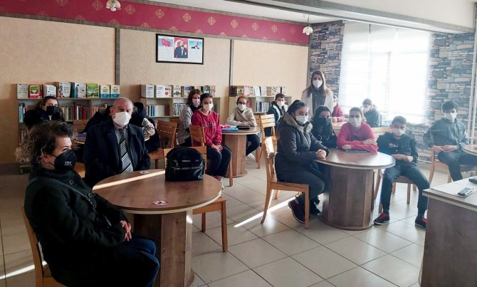 Mudanya’da Öğrencilere Verem Mikrobu Anlatıldı