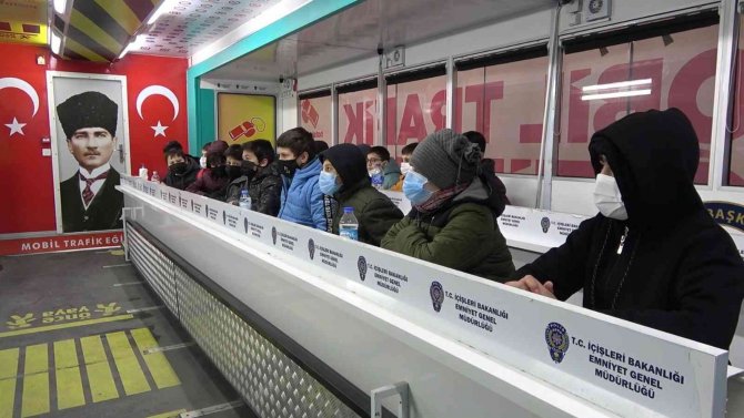 Mobil Trafik Eğitim Tırı Kırıkkale’de