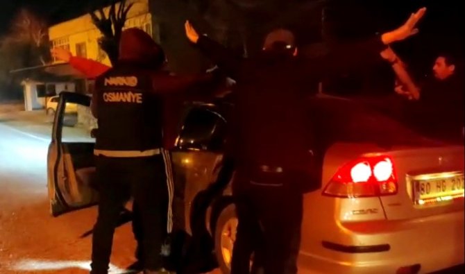Uyuşturucu Tacirleri Film Gibi Kovalamacayla Yakalandı