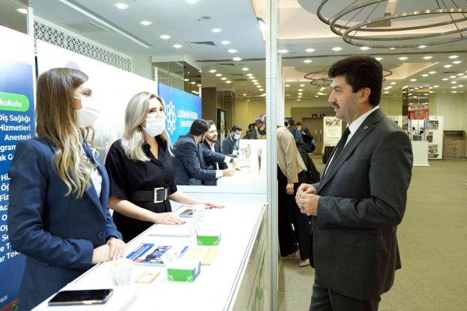 Tercih Fuarlarında Subü’ye Yoğun İlgi