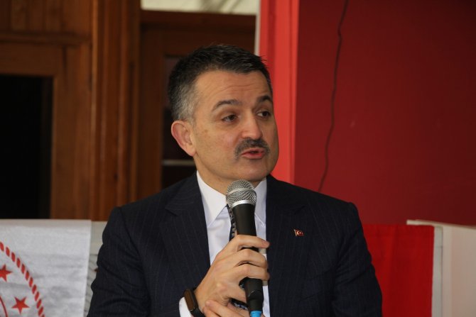 Bakan Pakdemirli ’Aşı’ Müjdesini Manisa’dan Verdi