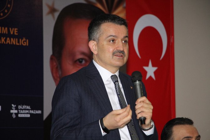 Bakan Pakdemirli ’Aşı’ Müjdesini Manisa’dan Verdi
