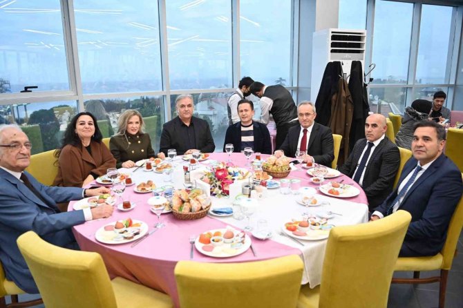 Tuzla’da Okul Aile Birlikleri Toplantısı Yapıldı