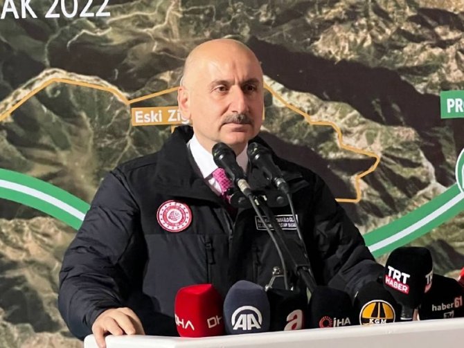 Bakan Karaismailoğlu: “Artık Tünelin Ucunda Işığı Gördük”