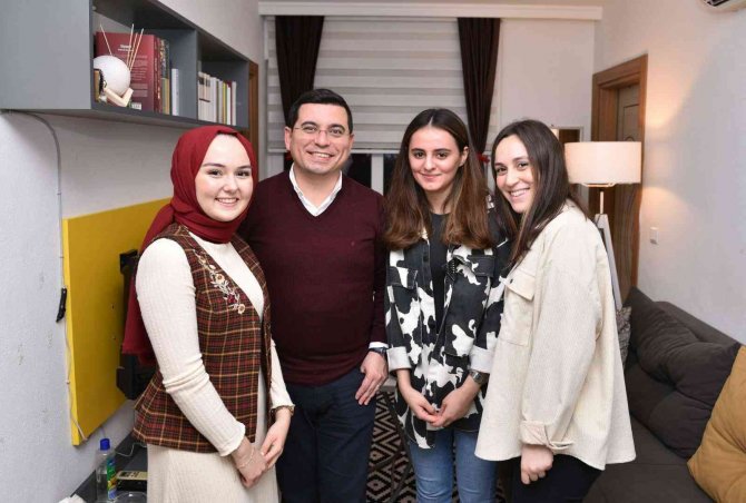 Başkan Tütüncü, Öğrenci Evlerine Konuk Oldu