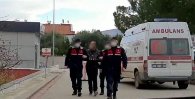 Evdeki Küveti Dahi Çalan 7 Hırsızdan 4’ü Tutuklandı