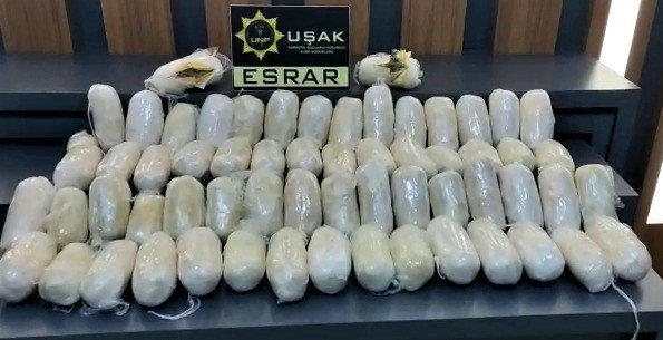 Uşak’ta 15 Kilo Esrar Ele Geçirildi