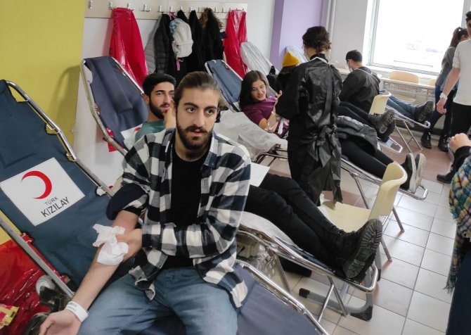 Atak Çaba’dan Kızılay’a Kan Desteği