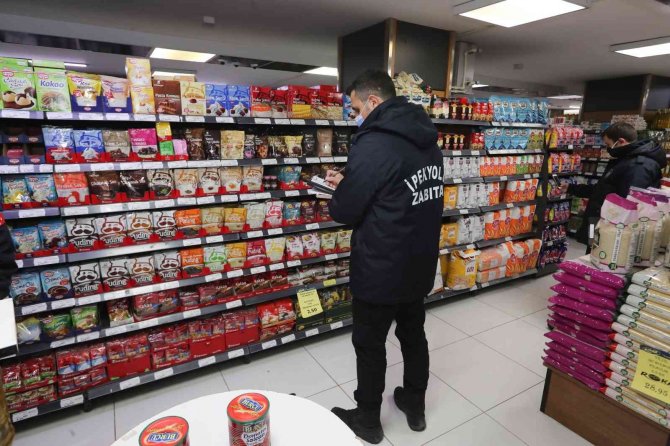 İ̇pekyolu’nda Fahiş Fiyat Ve Etiket Denetimi