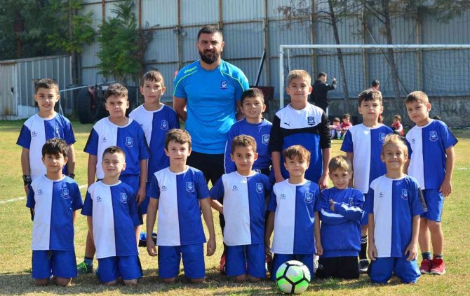 Yunusemre’den Minik Kramponlar İçin Yarıyıl Turnuvası