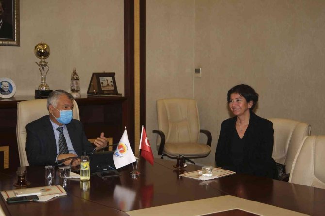 Adana Yeryüzü Pazarı Kuruluyor