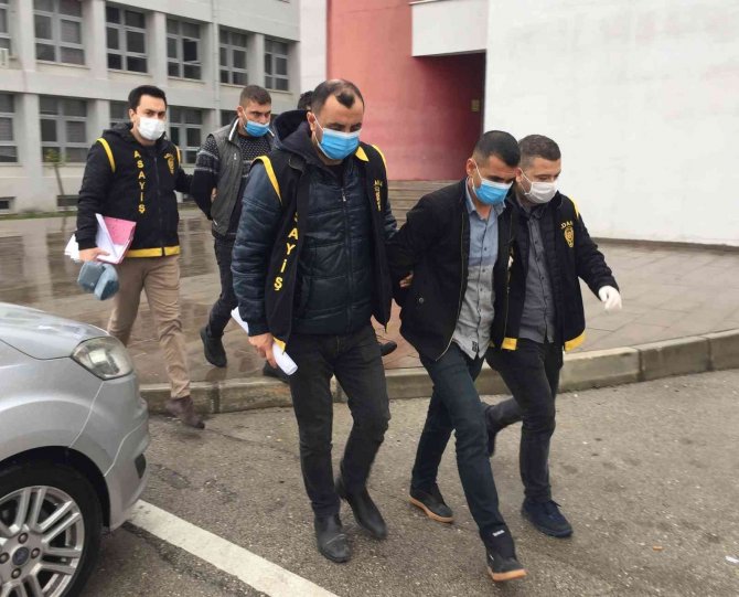 Otomobili Çalıp Parçaladı, Yakalanınca “Kendi Otomobilim Zannettim” Dedi