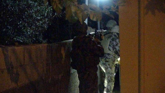 Adana’da Silahlı Suç Örgütüne Operasyon
