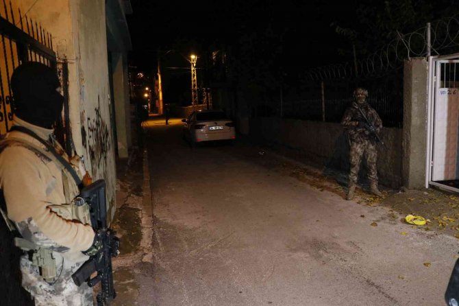 Adana’da Silahlı Suç Örgütüne Operasyon