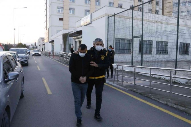 Adana’da Sahte Polis Ve Savcılara Operasyon: 20 Gözaltı Kararı