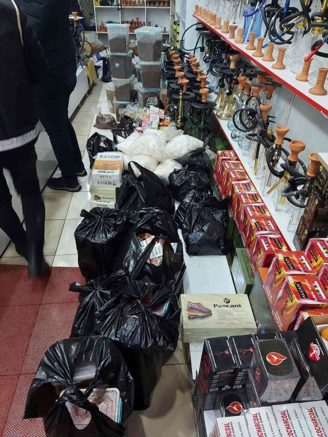 Ağrı’da Çok Sayıda Kaçak Sigara, Tütün Ve Puro Ele Geçirildi