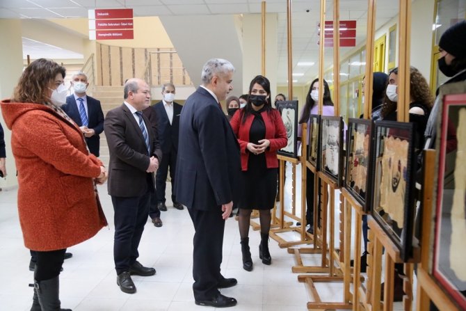 Sağlıkçılar Asü’de Tezhip, Hat Ve Ebru Sergisi Açtı
