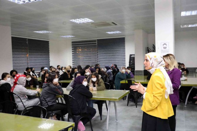 Alanya Belediyesi’nden Öğrencilere Diyetisyen Ve Psikolog Desteği