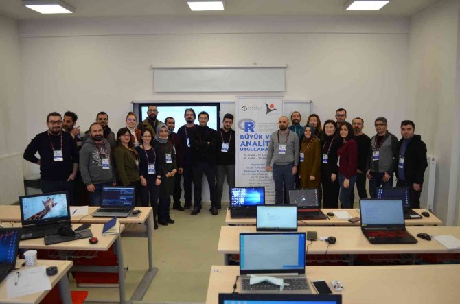 Anadolu Üniversitesi’nde Tübi̇tak Destekli Eğitimler