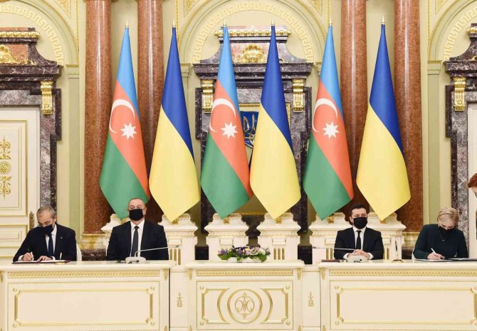 Azerbaycan-ukrayna Arasında Tarım, Enerji Ve Ticaret Alanlarında 6 Mutabakat Zaptı İmzalandı