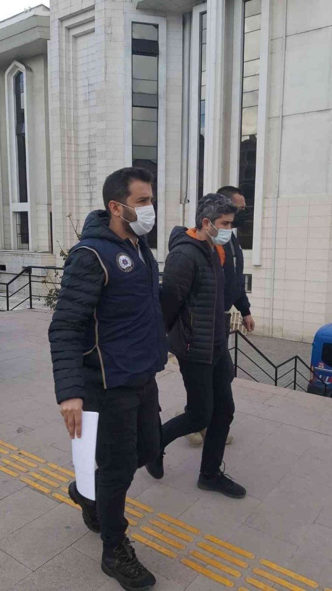 Yurt Dışına Kaçmaya Hazırlanan Fetö Üyesi Çift Tutuklandı