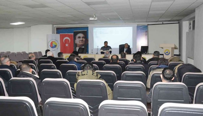Tatvan’da “Mikro Ve Küçük İ̇şletmelere Hızlı Destek Programı” Bilgilendirmede Toplantısı